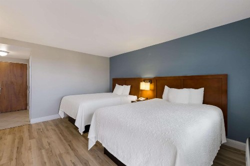 Days Inn by Wyndham San Simeon - image 24