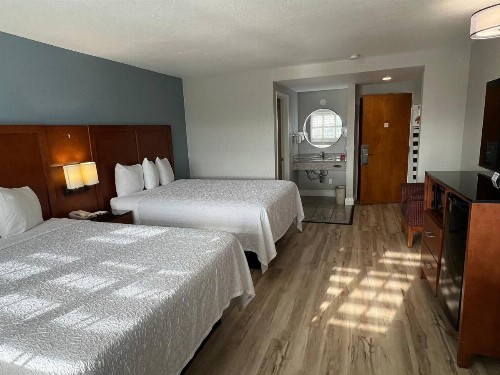 Days Inn by Wyndham San Simeon - image 39