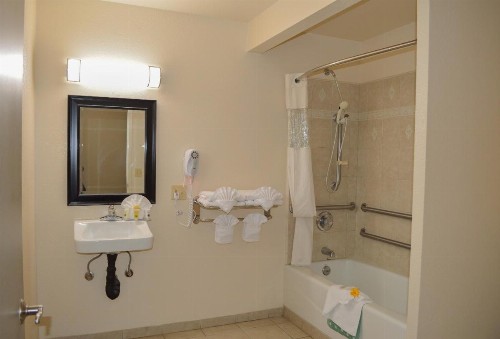 Sea Breeze Inn - San Simeon - image 26