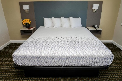Sea Breeze Inn - San Simeon - image 44