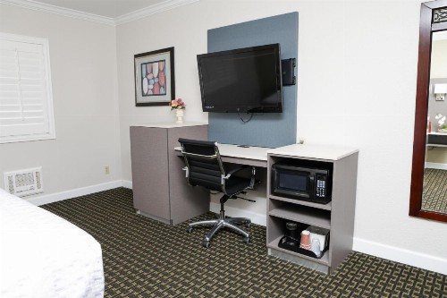Sea Breeze Inn - San Simeon - image 49