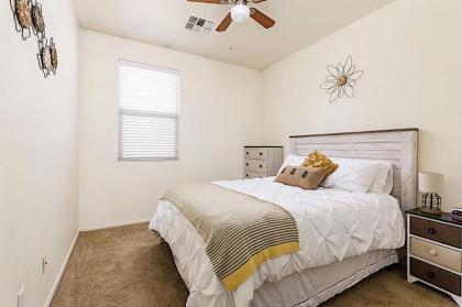 Retreat at San Tan 4BR by Casago - image 12