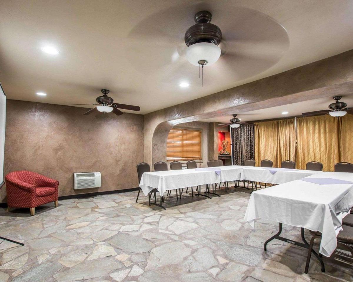 Hotel Baja San Diego - image 4