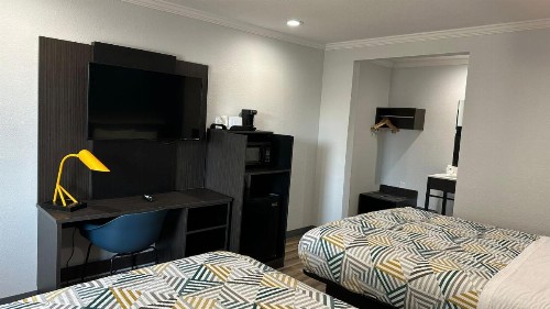 Knights Inn San Ysidro - image 47