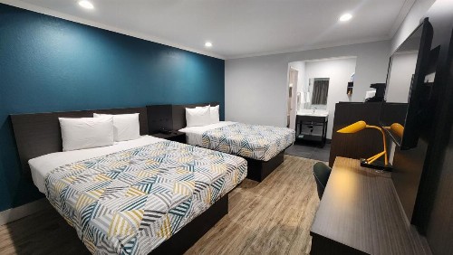 Knights Inn San Ysidro - image 9