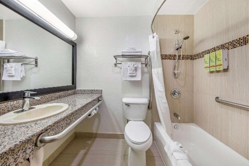 Best Western Americana Inn - image 19
