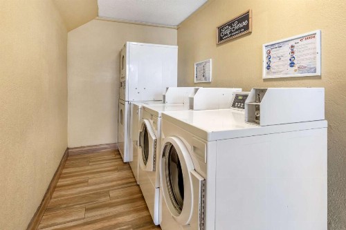 Best Western Americana Inn - image 25