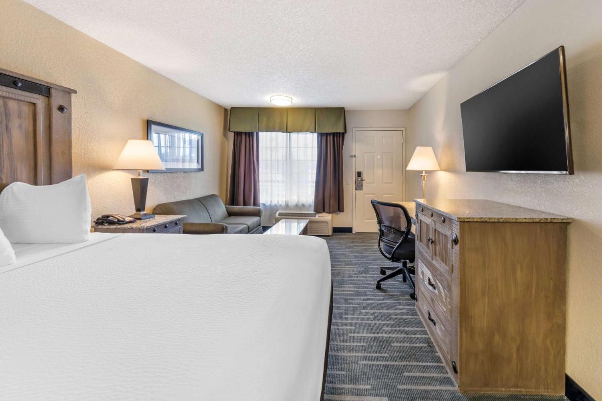 Best Western Americana Inn - image 6