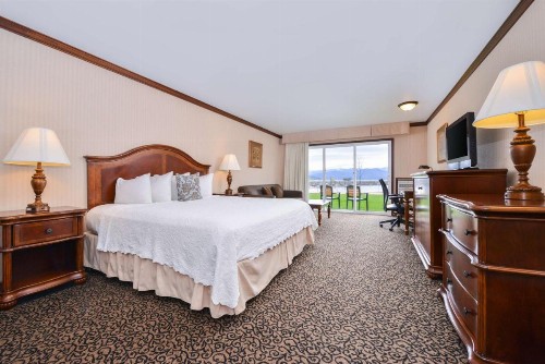 Best Western Edgewater Resort - image 16