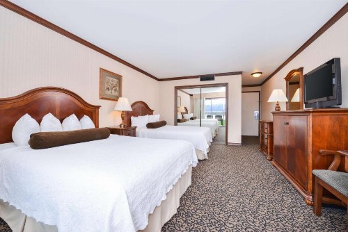 Best Western Edgewater Resort - image 24