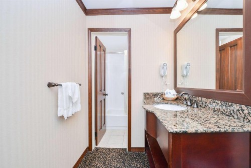 Best Western Edgewater Resort - image 29