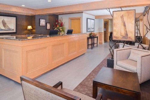 Best Western Edgewater Resort - image 41