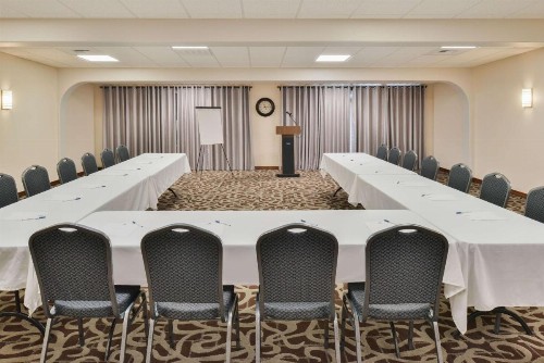 Best Western Edgewater Resort - image 44