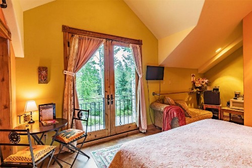 Talus Rock Retreat - image 5