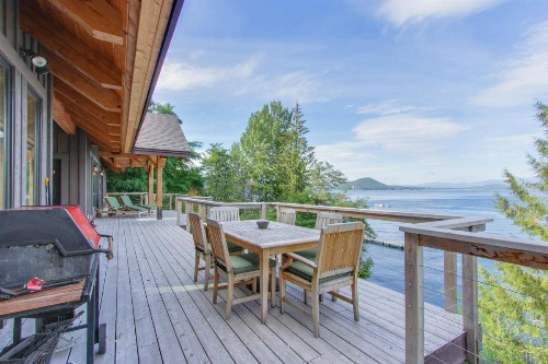 Bottle Bay Lakefront Lodge - image 9