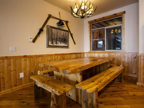 Crystal Springs Chalet - image 15