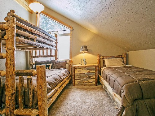 Crystal Springs Chalet - image 17