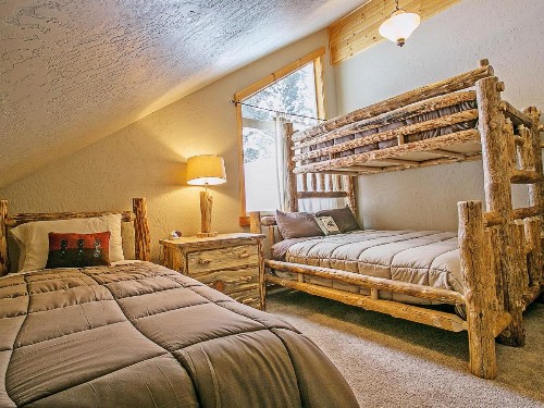 Crystal Springs Chalet - image 3