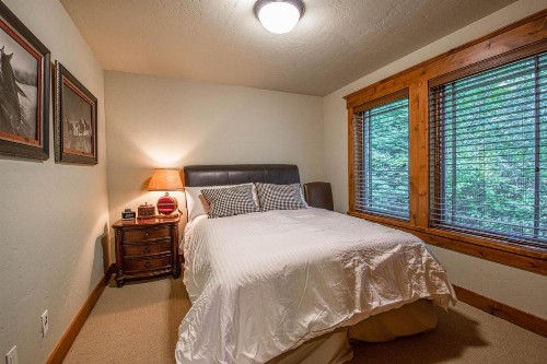 Idaho Club Lodge Home - image 7