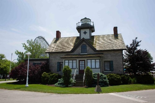 Cedar Point's Lighthouse Point - image 17