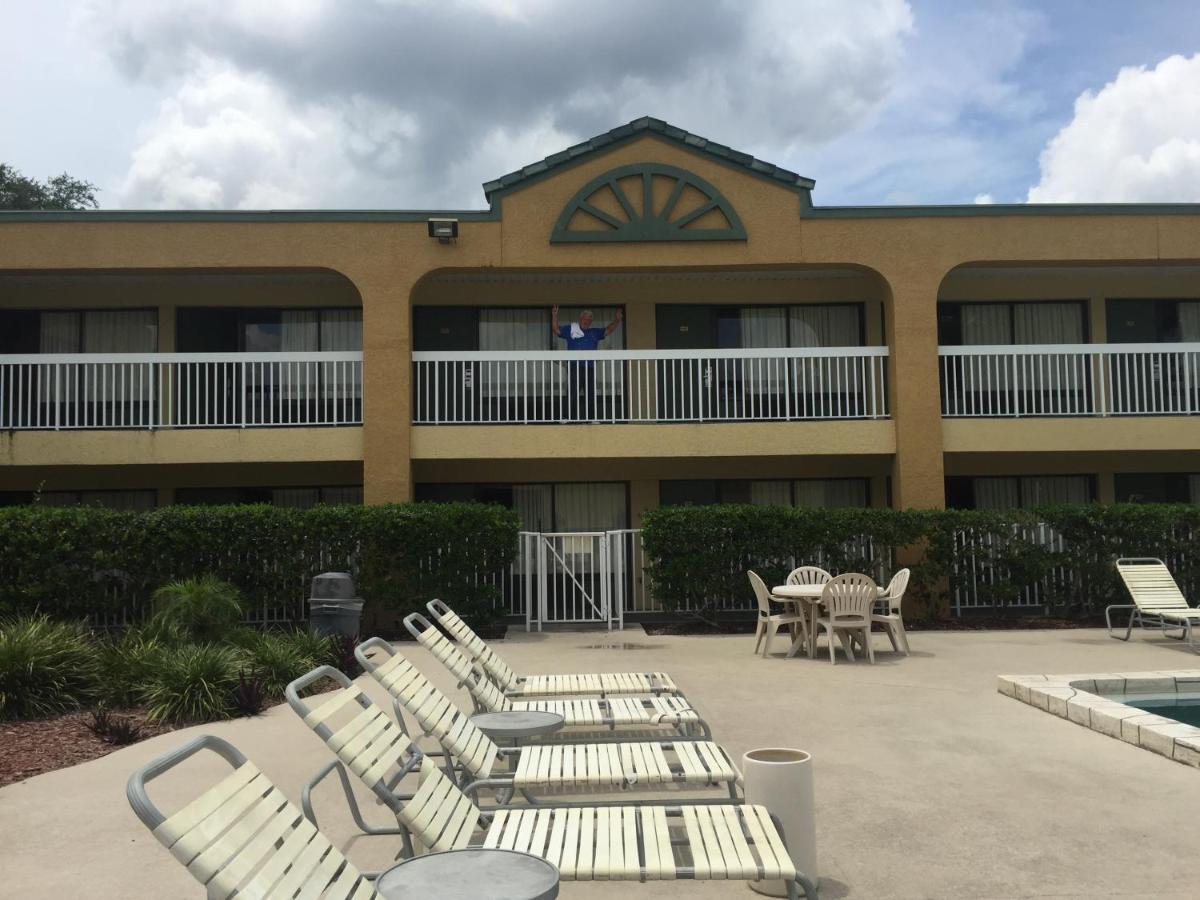 Budget Inn Sanford International Airport - image 5