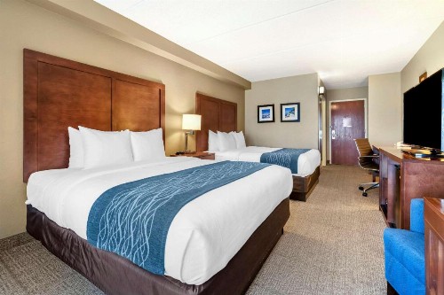 Comfort Inn & Suites Orlando North - image 42