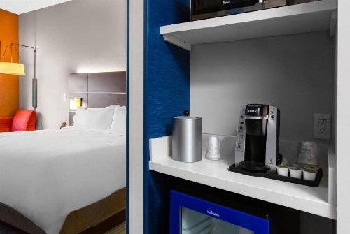 Holiday Inn Express & Suites - Sanford an IHG Hotel - image 21