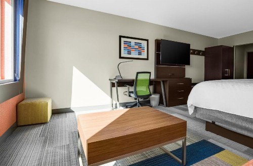 Holiday Inn Express & Suites - Sanford an IHG Hotel - image 22