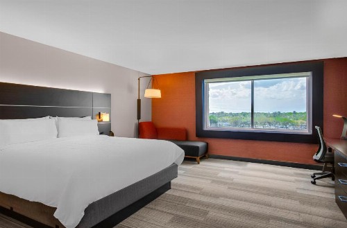 Holiday Inn Express & Suites - Sanford an IHG Hotel - image 29