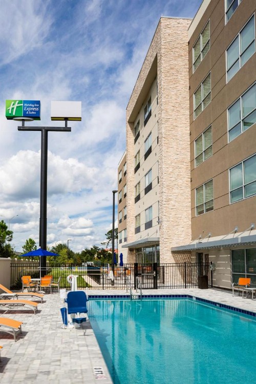 Holiday Inn Express & Suites - Sanford an IHG Hotel - image 41