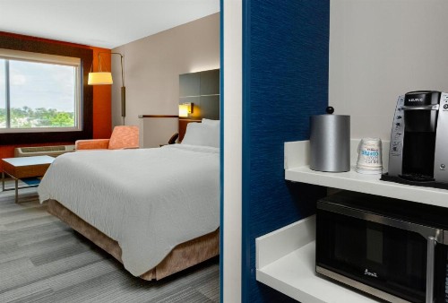 Holiday Inn Express & Suites - Sanford an IHG Hotel - image 49