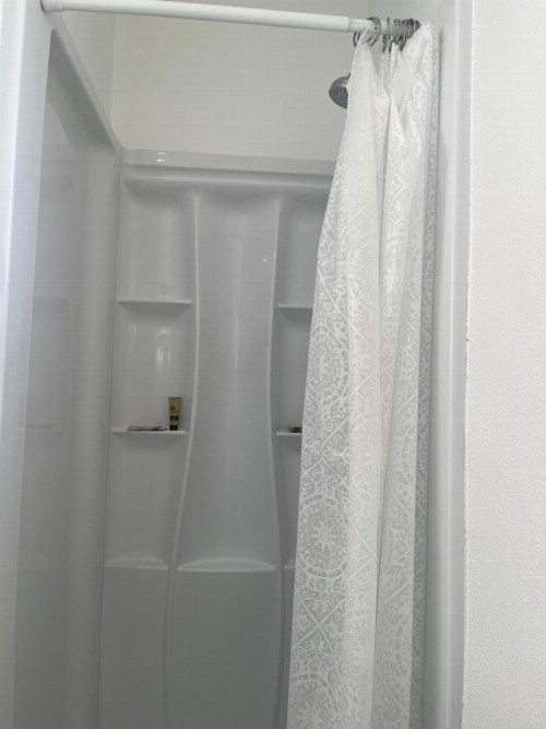 Townhouse Motel - image 6