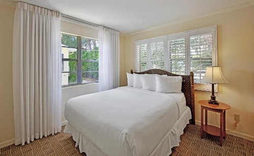 Seaside Inn - image 8