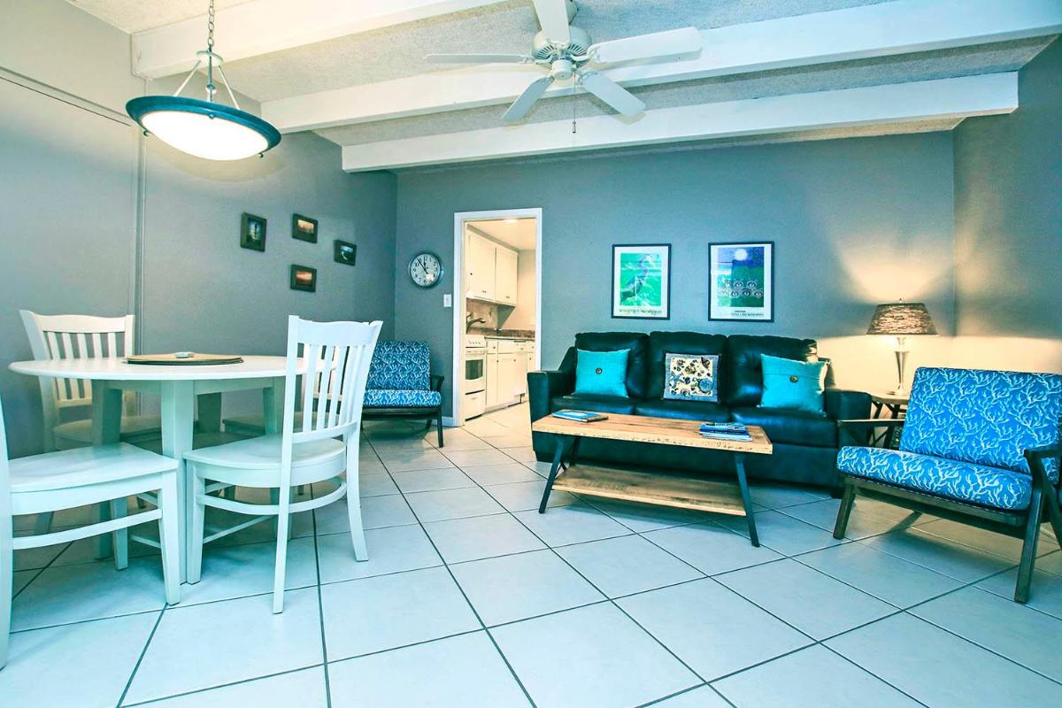 Colony Inn - image 3