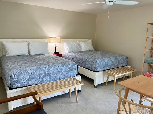 Sunshine Island Inn - image 33