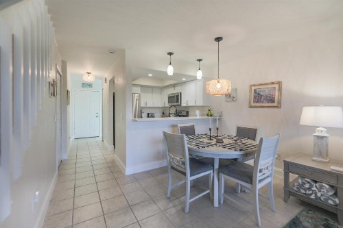 LAKE PALMS 1 - image 10