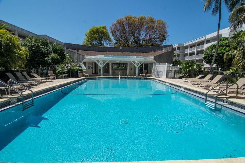 Island Beach Club #220B - image 7