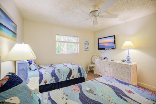 Island Beach Club #220C - image 15