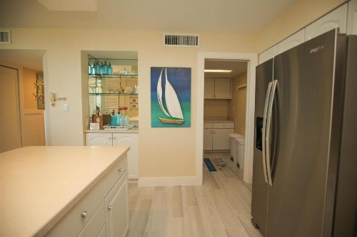 Island Beach Club #330E - image 32