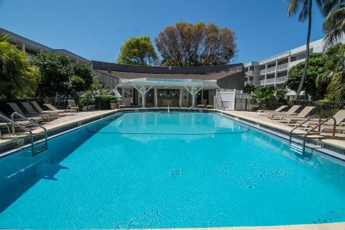Island Beach Club #P3C - image 13