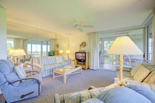 Island Beach Club #P3C - image 4