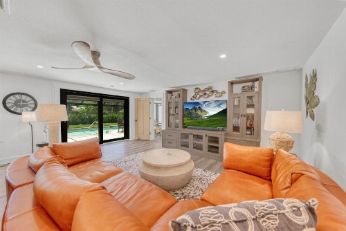 Lighthouse Way Home - image 25