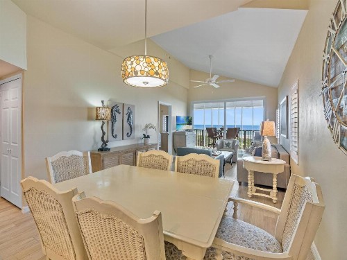 Shell Island Beach Club #5D - image 8