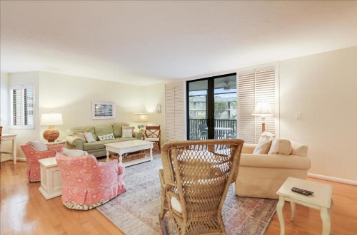 COMPASS POINT 221 - image 20