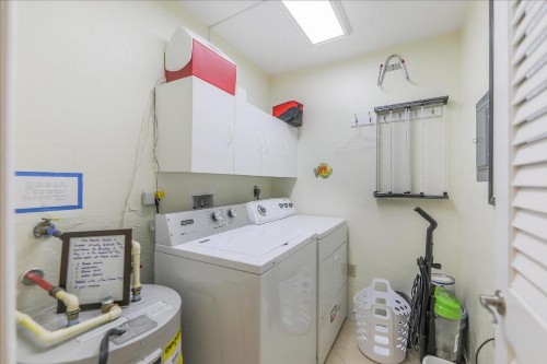 COMPASS POINT 221 - image 25