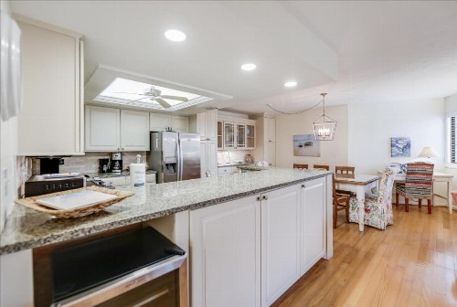 COMPASS POINT 221 - image 9