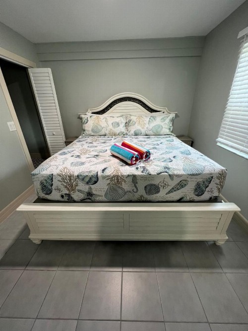 Tarpon Tale Inn - image 12