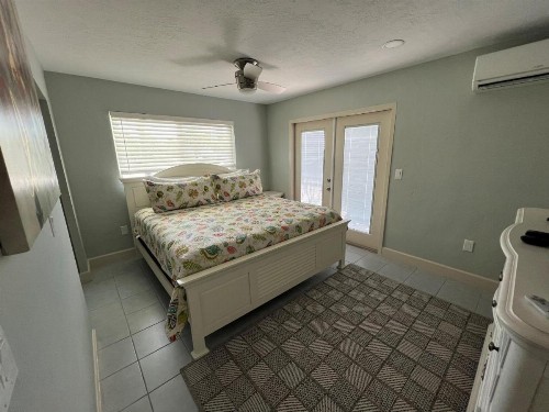 Tarpon Tale Inn - image 17