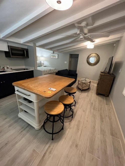 Tarpon Tale Inn - image 18