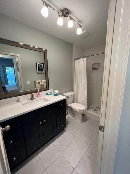 Tarpon Tale Inn - image 21